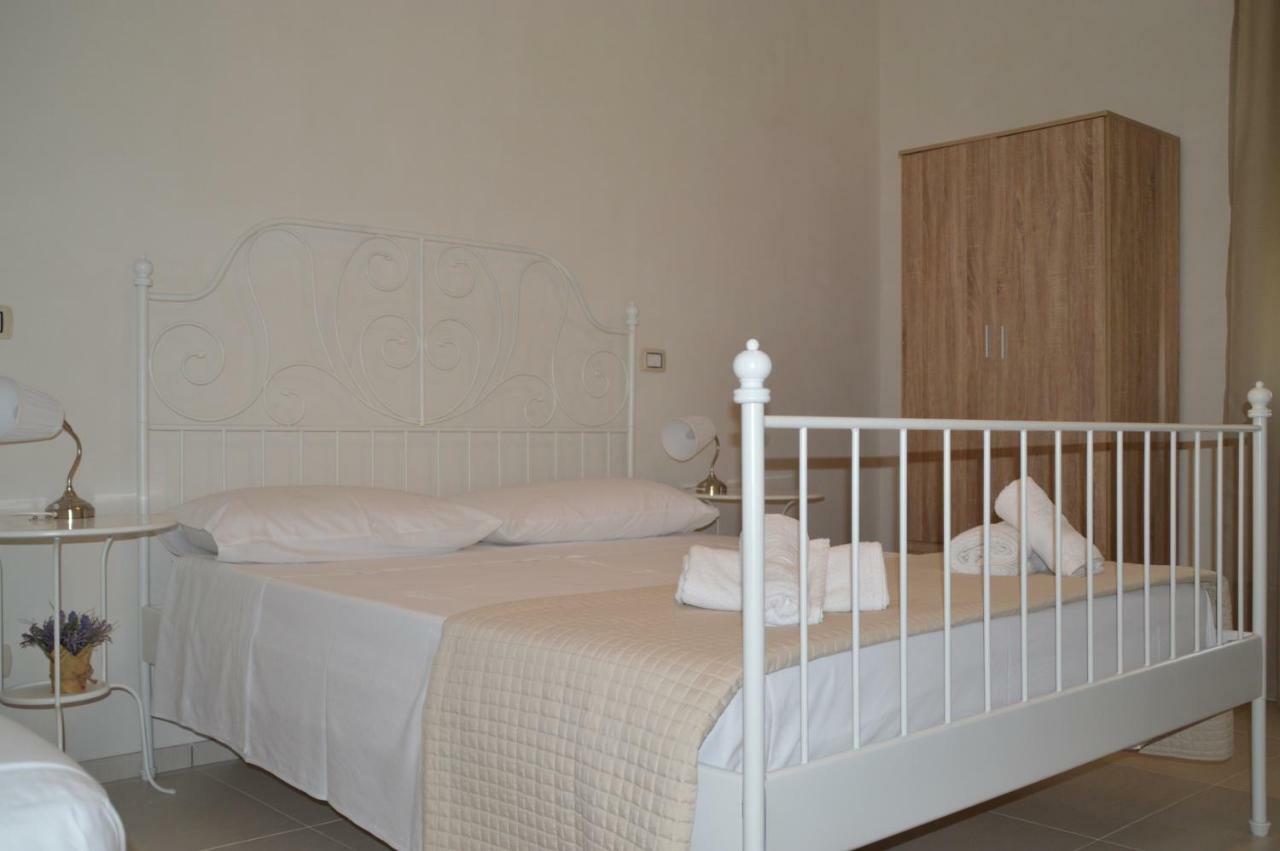 B&B La Via Di Casa San Leone Luaran gambar