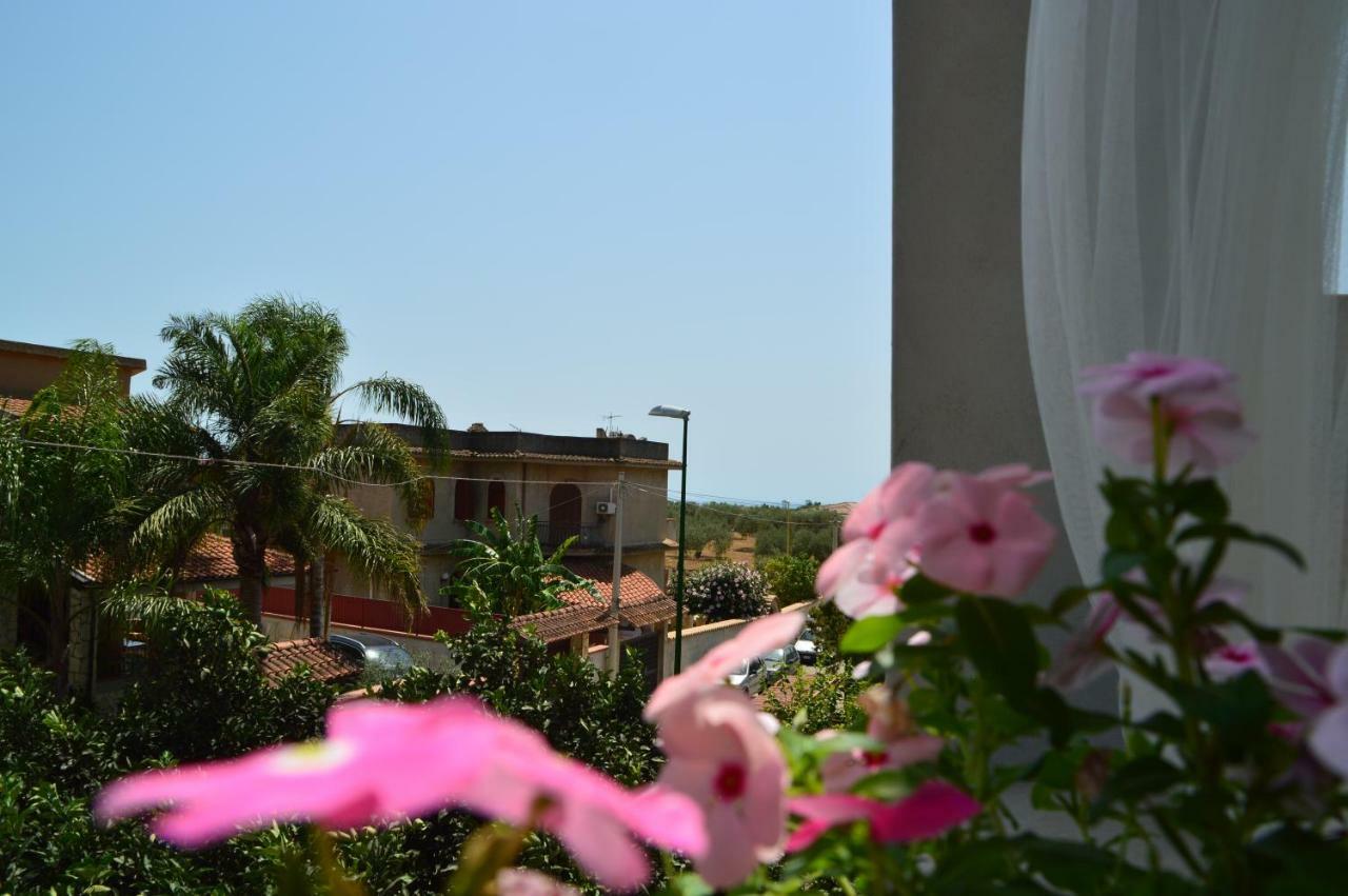 B&B La Via Di Casa San Leone Luaran gambar